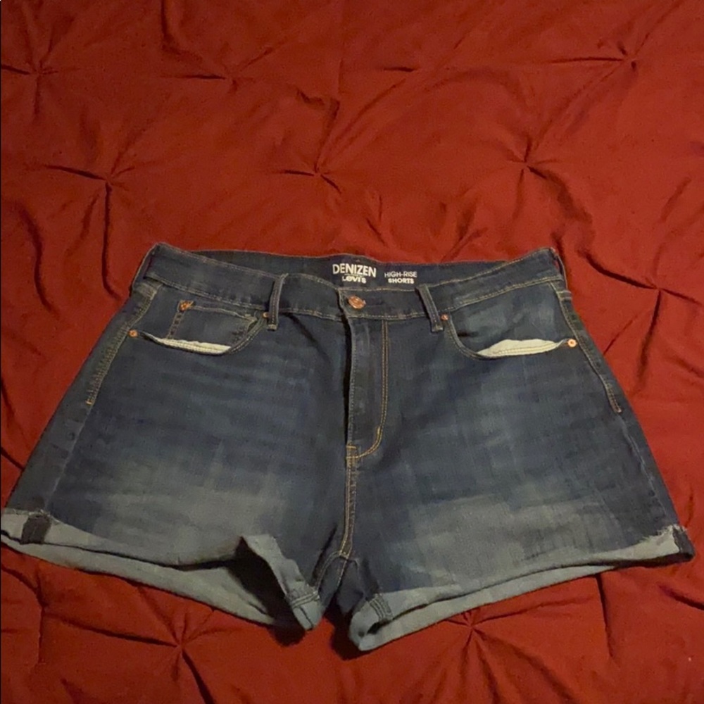 Women’s shorts